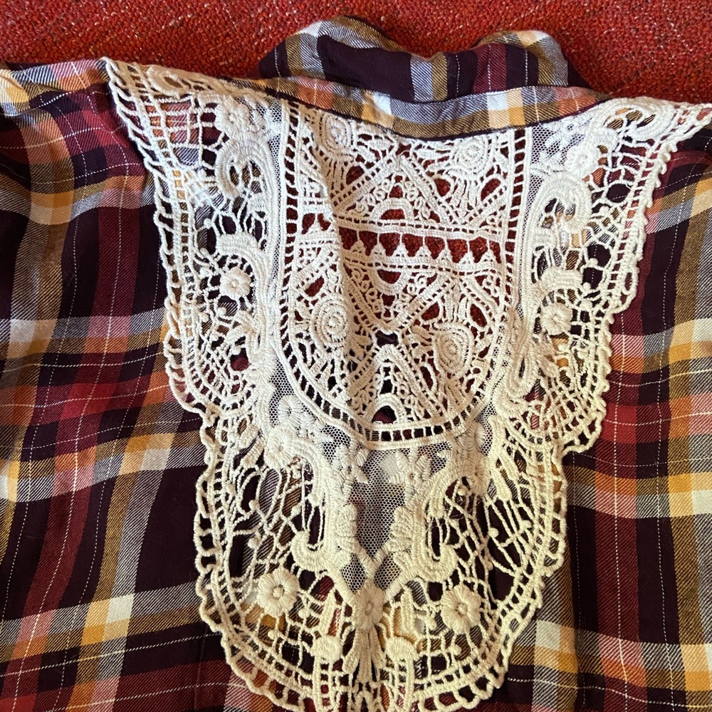 Lace flannel